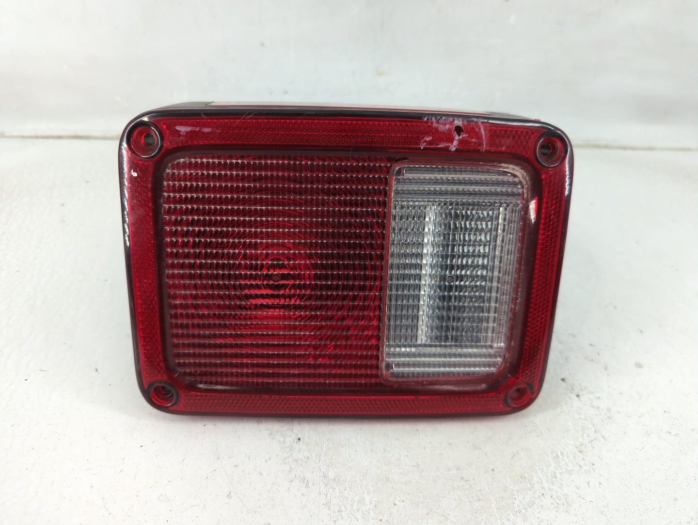 2007-2018 Jeep Wrangler Tail Light Assembly Driver Left OEM Fits Fits 2007 2008 2009 2010 2011 2012 2013 2014 2015 2016 2017