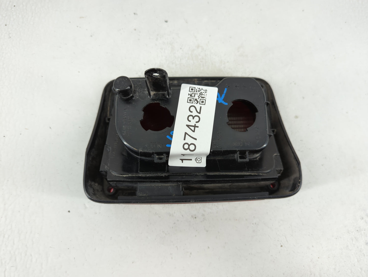 2007-2018 Jeep Wrangler Tail Light Assembly Driver Left OEM Fits Fits 2007 2008 2009 2010 2011 2012 2013 2014 2015 2016 2017