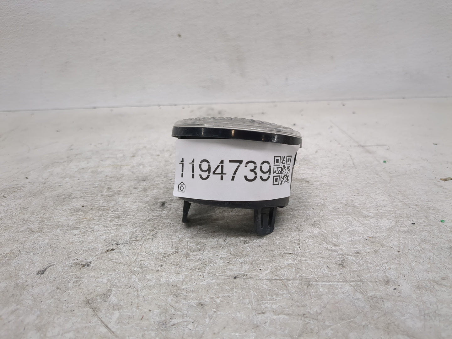 2017-2017 Jeep Wrangler Driver Left Oem Front Light Lamp - Oemusedautoparts1.com
