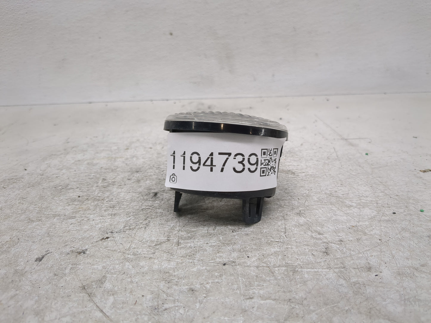 2017-2017 Jeep Wrangler Driver Left Oem Front Light Lamp - Oemusedautoparts1.com