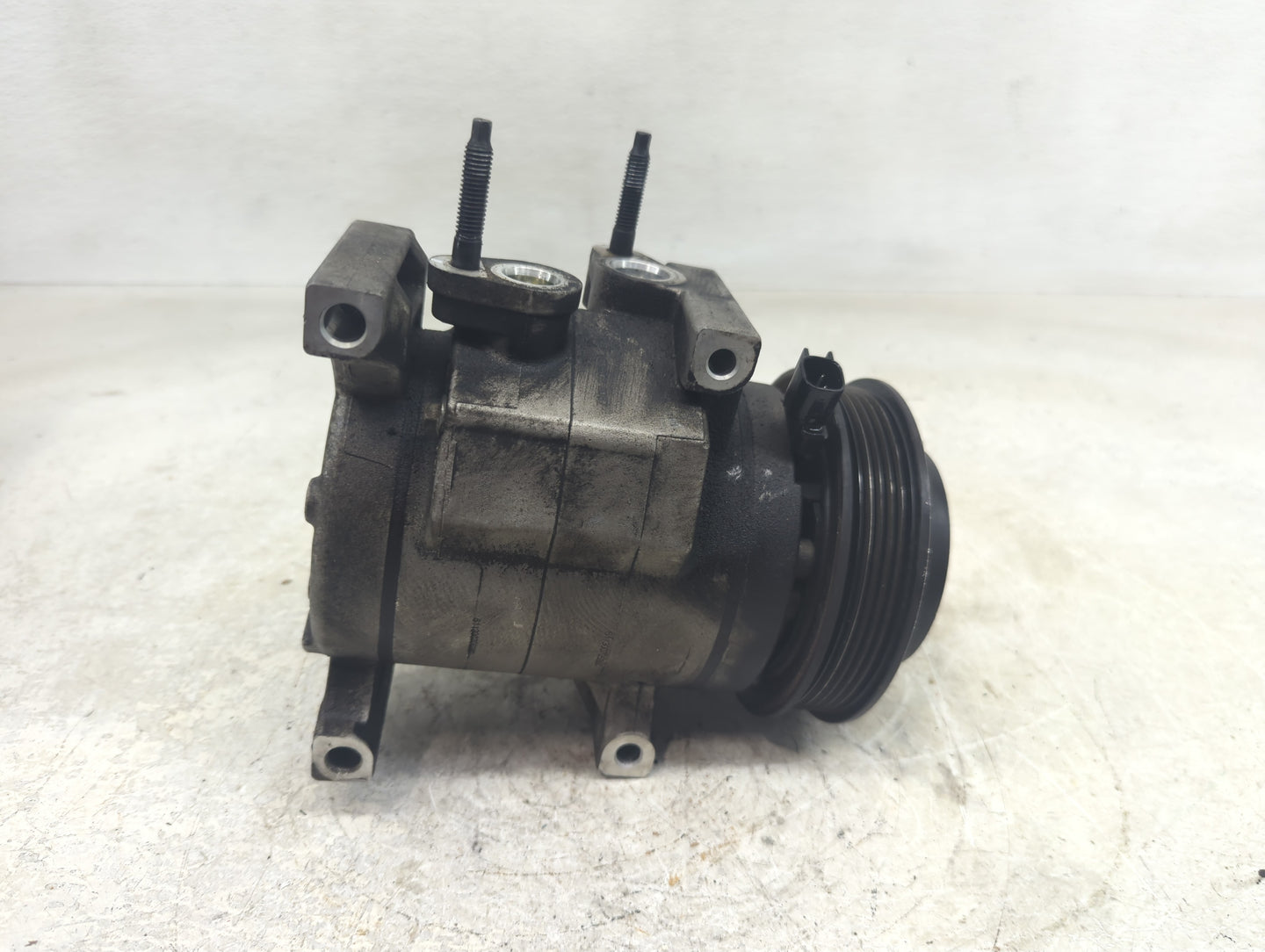 2014-2018 Jeep Wrangler Air Conditioning A/c Ac Compressor Oem - Oemusedautoparts1.com