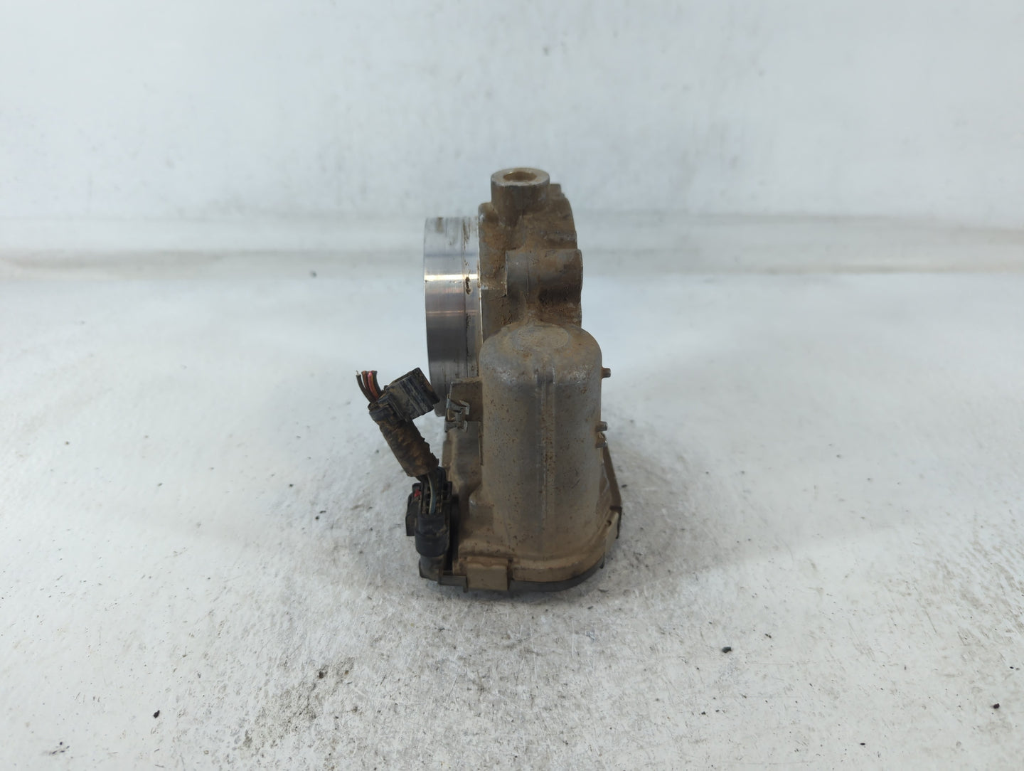 2012-2018 Jeep Wrangler Throttle Body P/N:0 280 750 570 05184349AC Fits OEM Used Auto Parts - Oemusedautoparts1.com