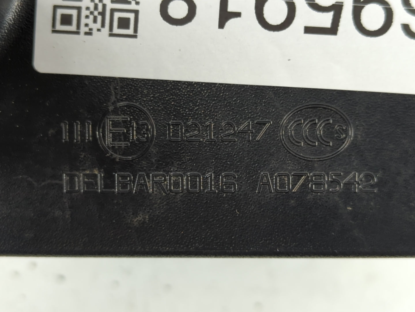 2011-2018 Jeep Wrangler Side Mirror Replacement Driver Left View Door Mirror P/N:E13021247 Fits OEM Used Auto Parts - Oemuse