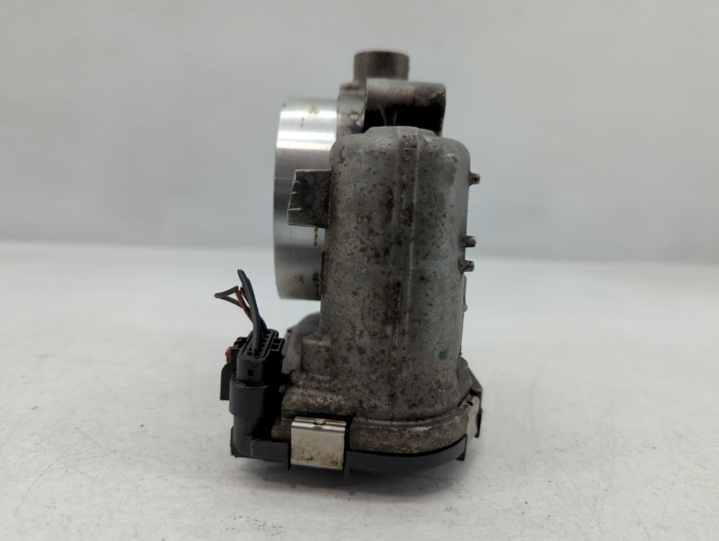 2012-2018 Jeep Wrangler Throttle Body P/N:0 280 750 570 05184349AC Fits OEM Used Auto Parts - Oemusedautoparts1.com