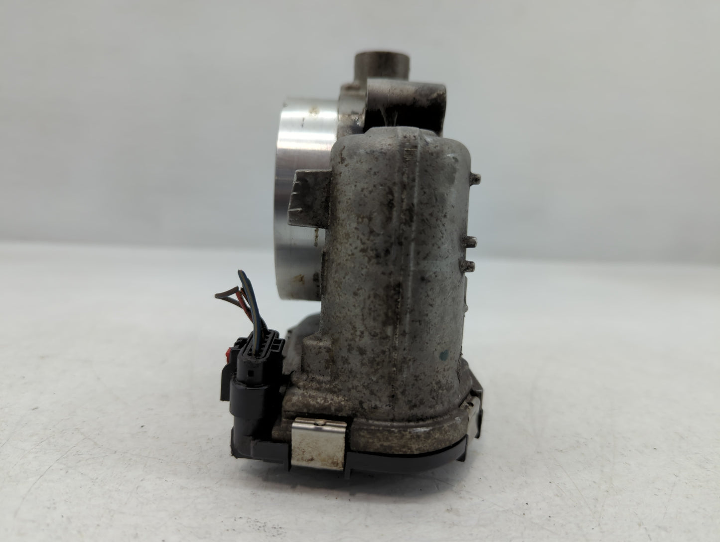 2012-2018 Jeep Wrangler Throttle Body P/N:0 280 750 570 05184349AC Fits OEM Used Auto Parts - Oemusedautoparts1.com