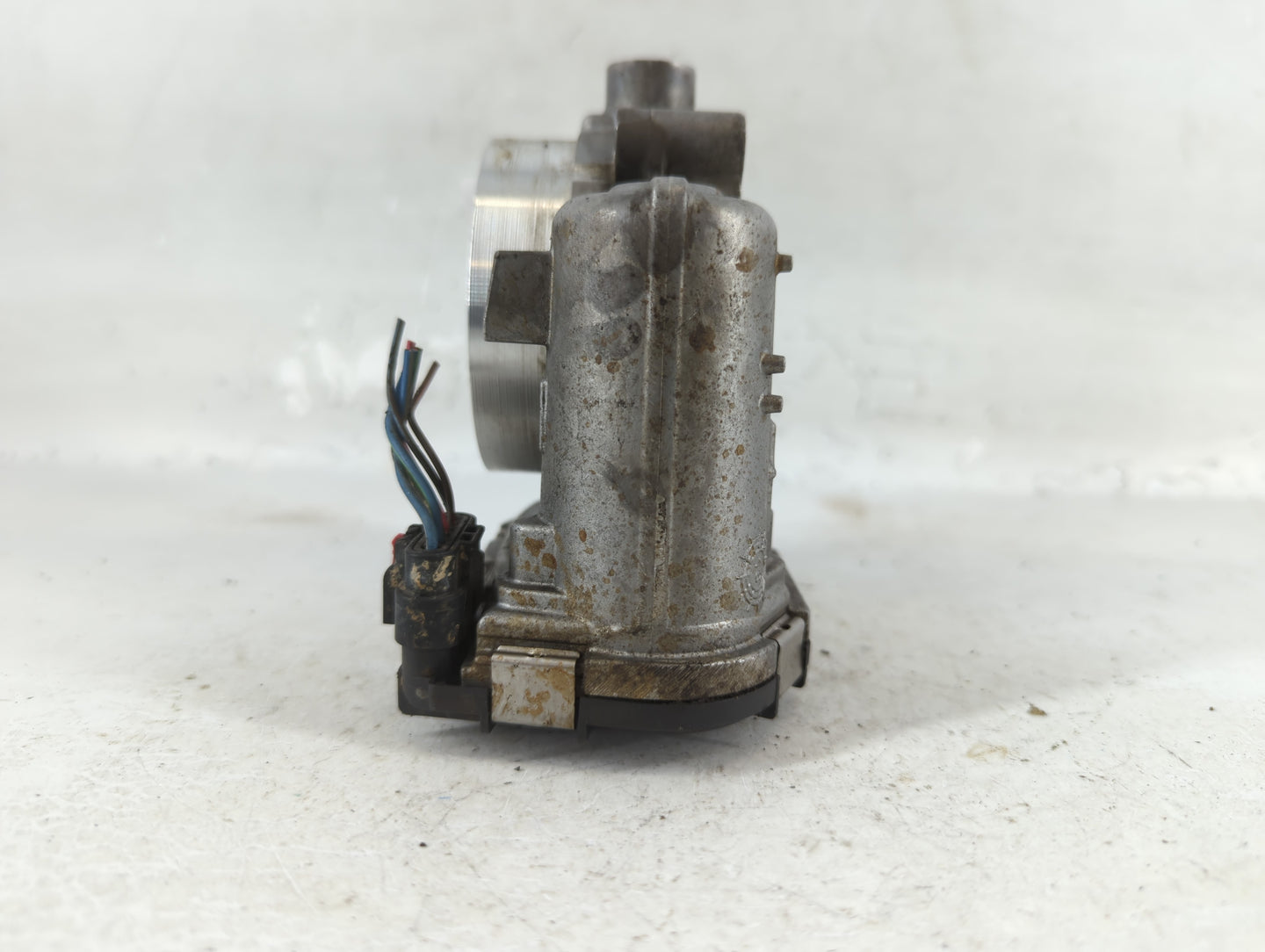 2012-2018 Jeep Wrangler Throttle Body P/N:0 280 750 570 05184349AC Fits OEM Used Auto Parts - Oemusedautoparts1.com