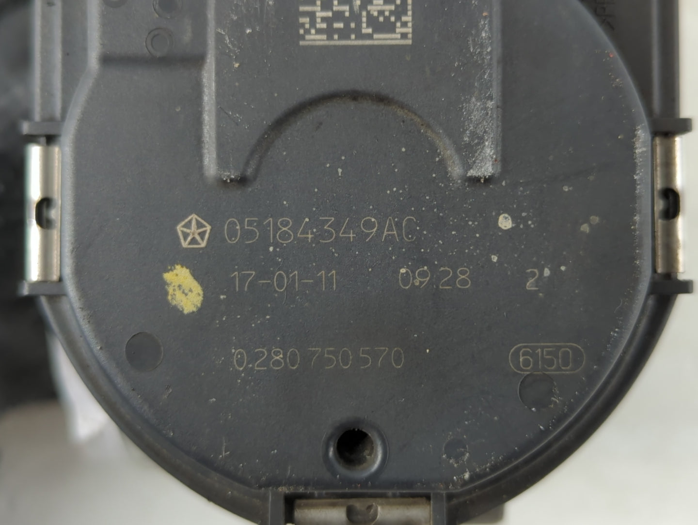 2012-2018 Jeep Wrangler Throttle Body P/N:0 280 750 570 05184349AC Fits OEM Used Auto Parts - Oemusedautoparts1.com