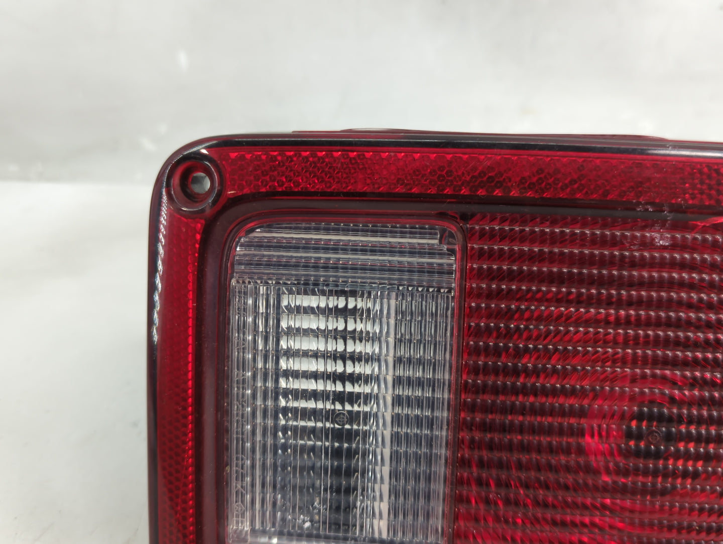 2017 Jeep Wrangler Jk Tail Light Assembly Passenger Right OEM Fits Fits 2007 2008 2009 2010 2011 2012 2013 2014 2015 2016 20