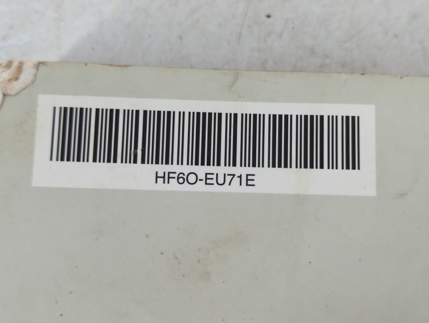 2017 Kia Cadenza Owners Manual Book Guide P/N:HF6O-EU71E OEM Used Auto Parts - Oemusedautoparts1.com