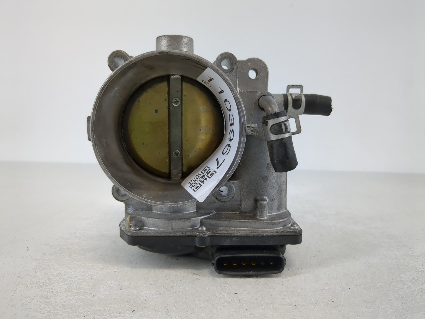 2017-2020 Kia Cadenza Throttle Body P/N:35100-3E100 Fits Fits 2017 2018 2019 2020 2021 2022 OEM Used Auto Parts - Oemusedaut