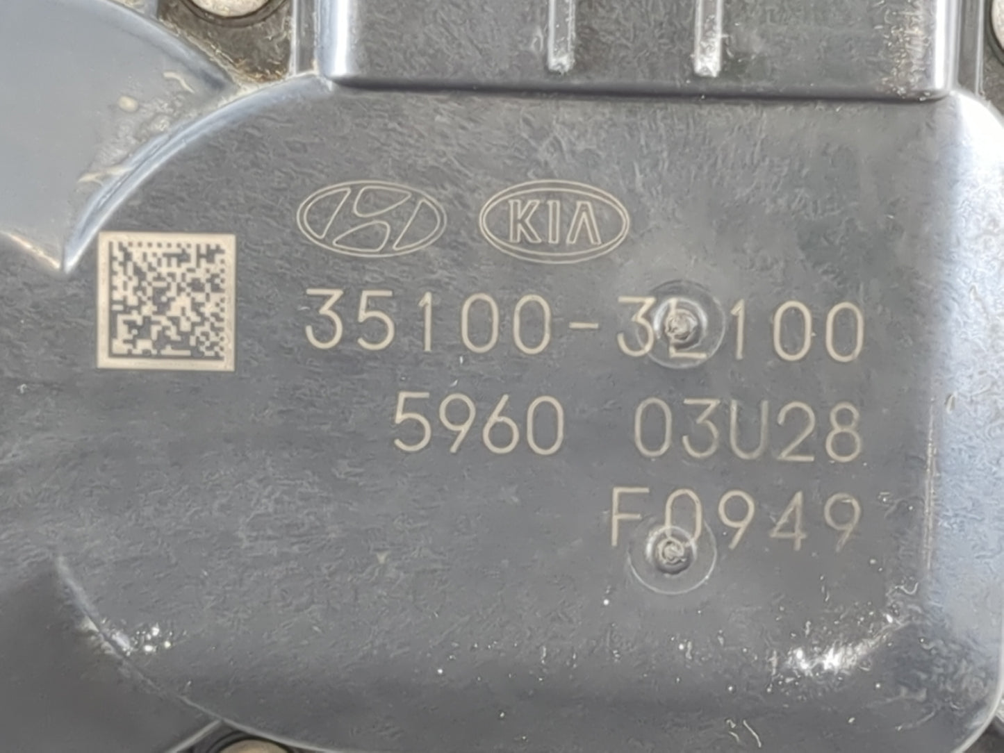 2017-2020 Kia Cadenza Throttle Body P/N:35100-3E100 Fits Fits 2017 2018 2019 2020 2021 2022 OEM Used Auto Parts - Oemusedaut