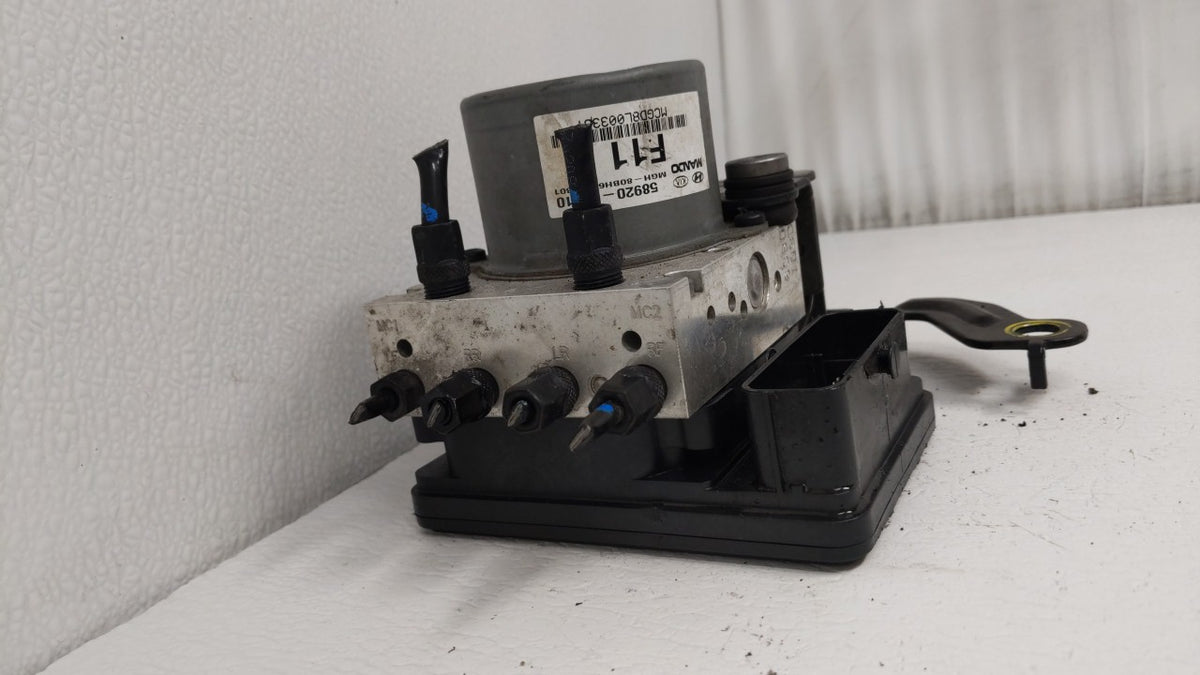 2017-2018 Kia Cadenza Anti-Lock Brake ABS Pump Module Actuator OEM Fits Fits 2017 2018 OEM Used Auto Parts - Oemusedautopart