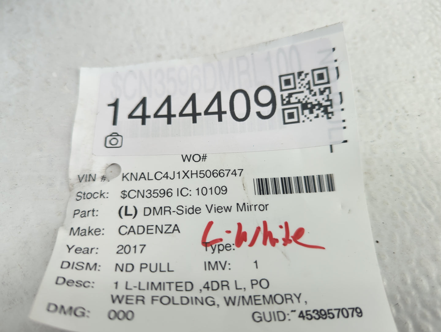 2017-2019 Kia Cadenza Driver Side View Mirror - Left Door Mirror OEM Used - Oemusedautoparts1.com