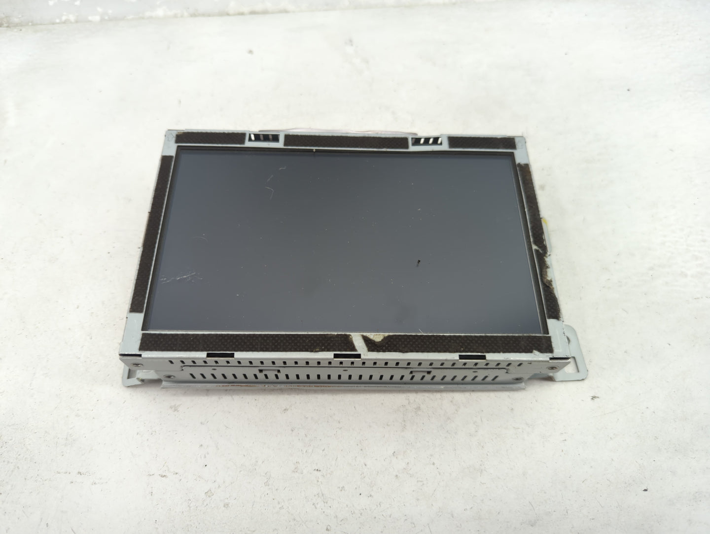 2017-2019 Kia Cadenza Information Display Screen - Oemusedautoparts1.com