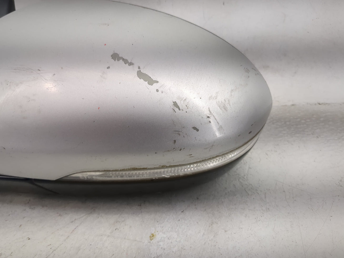 2017-2020 Kia Cadenza Driver Side View Mirror - Left Door Mirror OEM Used - Oemusedautoparts1.com