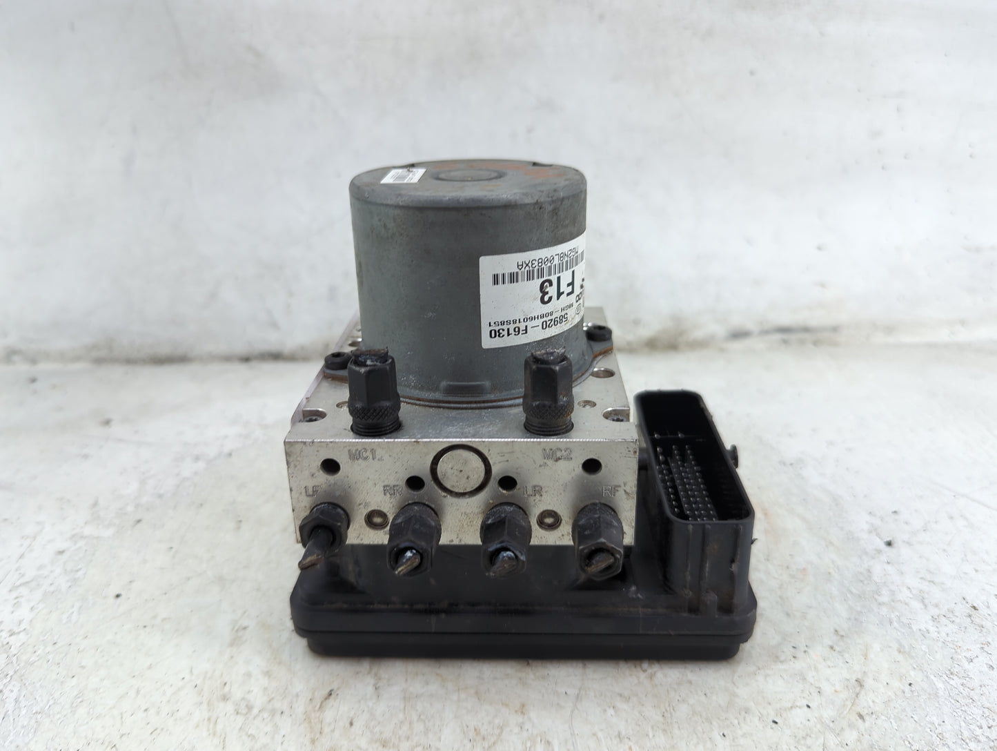 2017-2018 Kia Cadenza ABS Pump Control Module Replacement P/N:58920-F6130 0AGNL0083XA, 0AR7909PA67 Fits Fits 2017 2018 OEM U