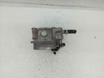 2017-2019 Kia Cadenza Throttle Body P/N:35100-3L100 35100-3B100 Fits Fits 2017 2018 2019 2020 OEM Used Auto Parts
