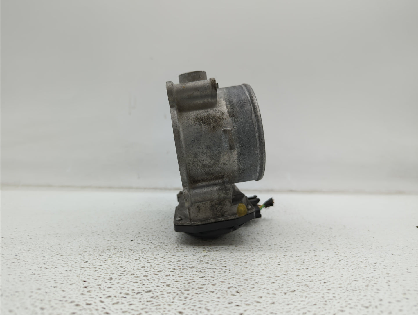 2017-2019 Kia Cadenza Throttle Body P/N:35100-3L100 35100-3B100 Fits Fits 2017 2018 2019 2020 OEM Used Auto Parts - Oemuseda