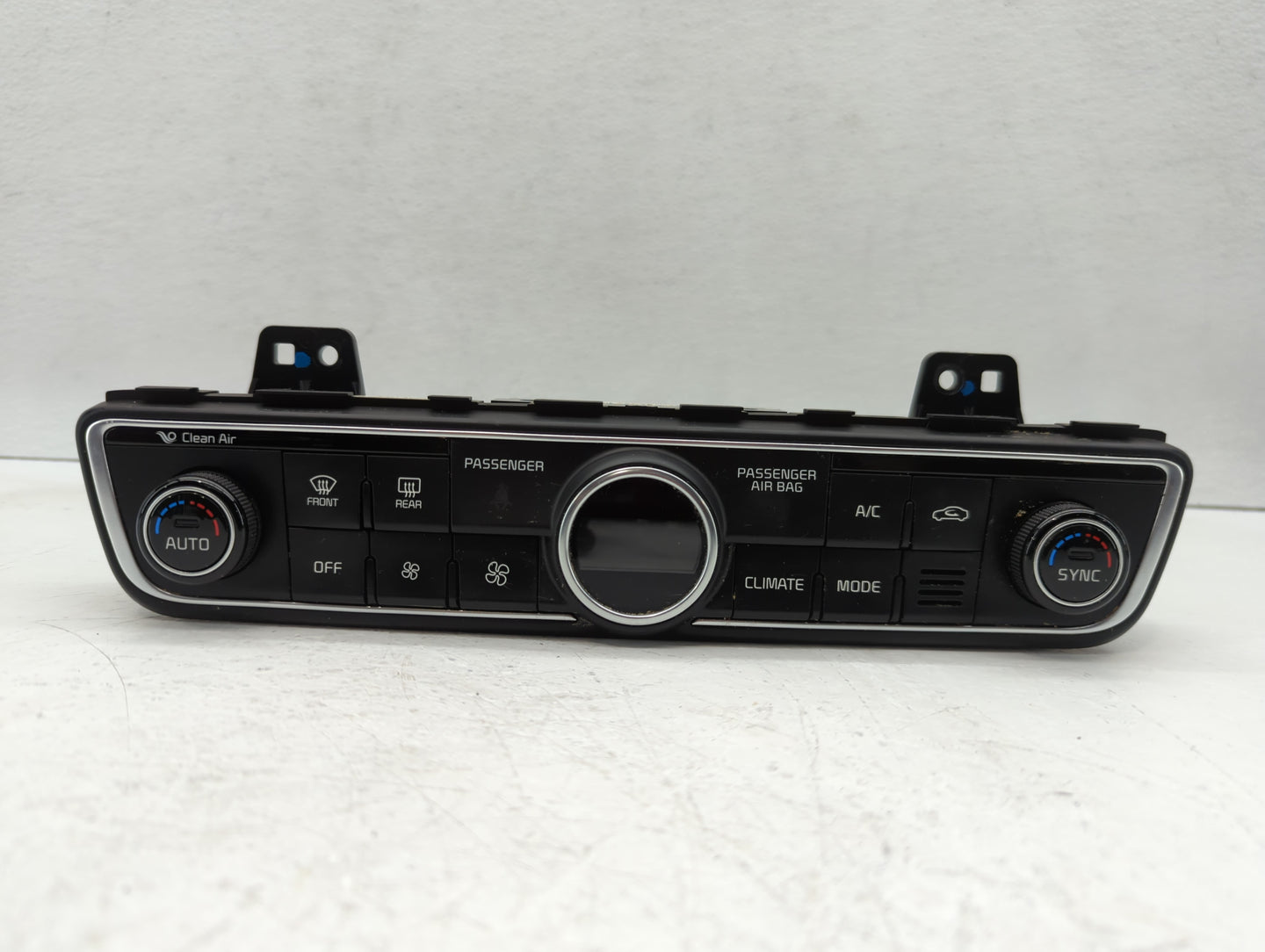 2017-2019 Kia Cadenza Climate Control Module Temperature AC/Heater Replacement P/N:97250-F6700 Fits Fits 2017 2018 2019 OEM 