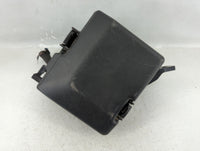 2017-2019 Kia Cadenza Fusebox Fuse Box Panel Relay Module P/N:91950-F6820 Fits Fits 2017 2018 2019 OEM Used Auto Parts - Oem