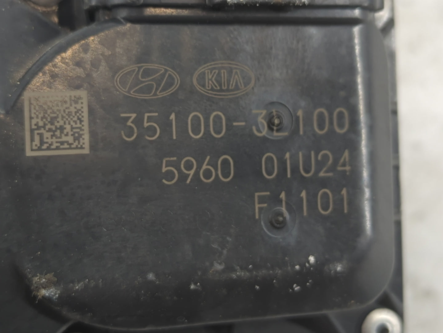 2017-2020 Kia Cadenza Throttle Body P/N:35100-3L100 Fits Fits 2017 2018 2019 2020 2021 2022 OEM Used Auto Parts - Oemusedaut