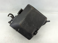 2017-2019 Kia Cadenza Fusebox Fuse Box Panel Relay Module P/N:91223-F6852 Fits Fits 2017 2018 2019 OEM Used Auto Parts - Oem