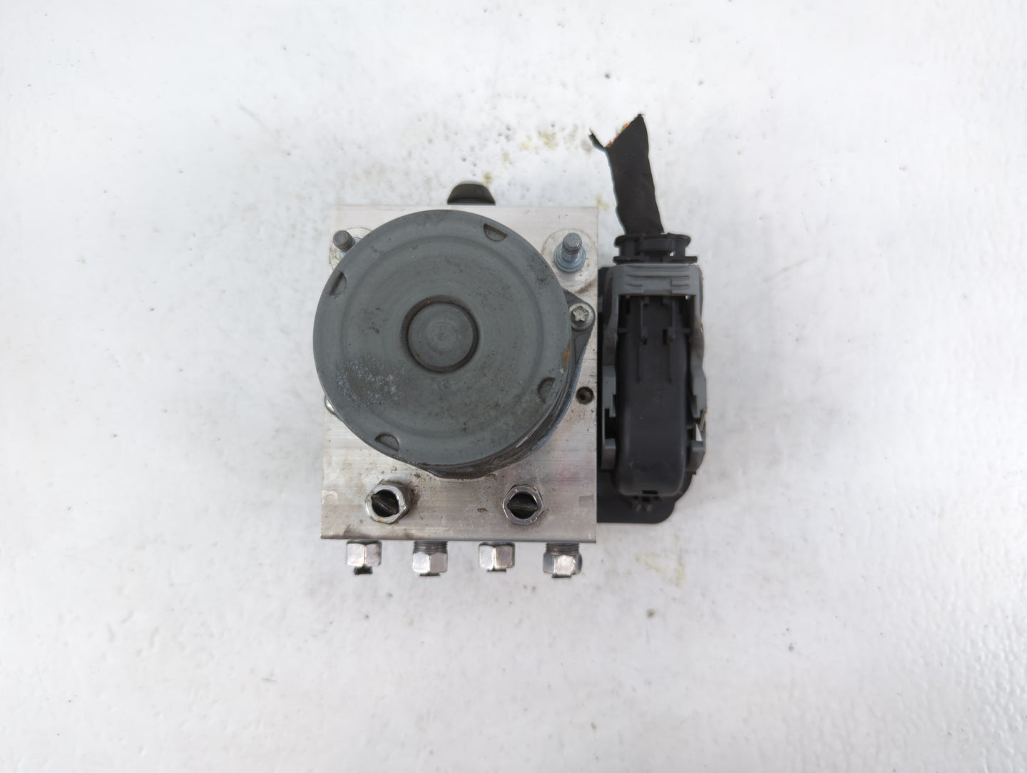 2017-2018 Kia Cadenza ABS Pump Control Module Replacement P/N:68267002AC Fits Fits 2017 2018 OEM Used Auto Parts - Oemusedau