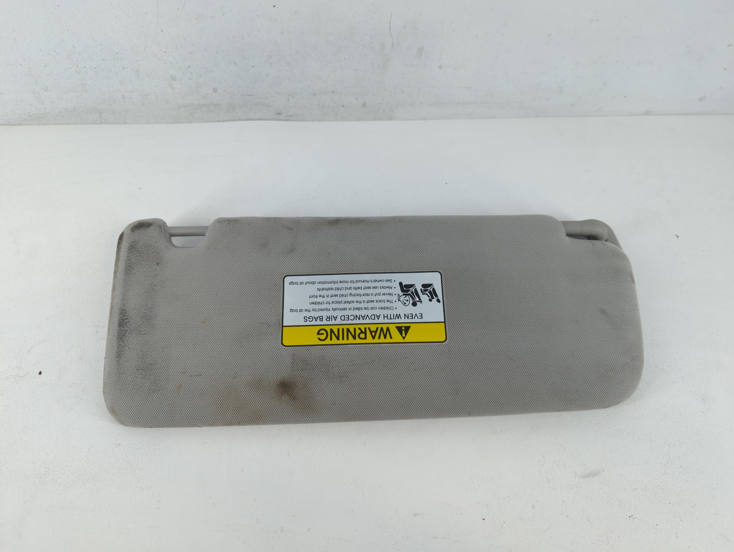 2017-2019 Kia Cadenza Sun Visor Shade Replacement Driver Left Mirror Fits Fits 2017 2018 2019 OEM Used Auto Parts - Oemuseda