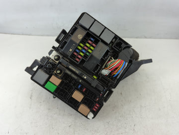 2017-2019 Kia Cadenza Fusebox Fuse Box Panel Relay Module P/N:91223-F6631 Fits Fits 2017 2018 2019 OEM Used Auto Parts
