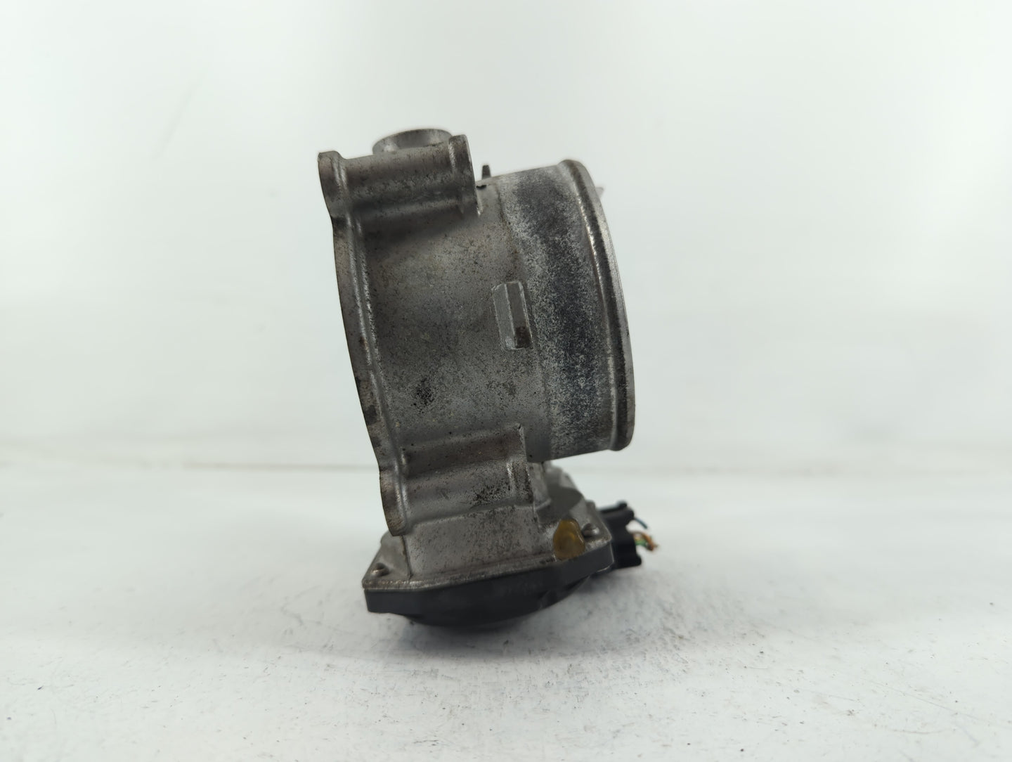 2017-2020 Kia Cadenza Throttle Body P/N:35100-3L100 Fits Fits 2017 2018 2019 2020 2021 2022 OEM Used Auto Parts - Oemusedaut