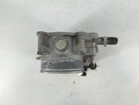2017-2020 Kia Cadenza Throttle Body P/N:35100-3E100 Fits Fits 2017 2018 2019 2020 2021 2022 OEM Used Auto Parts - Oemusedaut