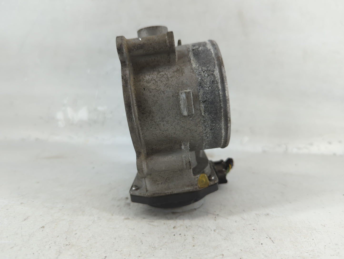 2017-2020 Kia Cadenza Throttle Body P/N:35100-3E100 Fits Fits 2017 2018 2019 2020 2021 2022 OEM Used Auto Parts - Oemusedaut