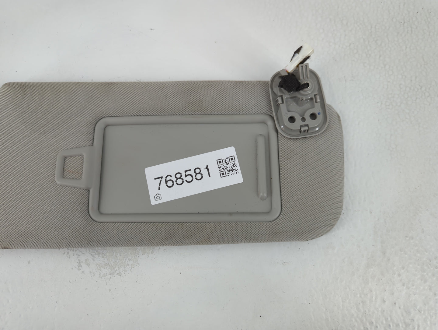2017-2019 Kia Cadenza Sun Visor Shade Replacement Driver Left Mirror Fits Fits 2017 2018 2019 OEM Used Auto Parts - Oemuseda