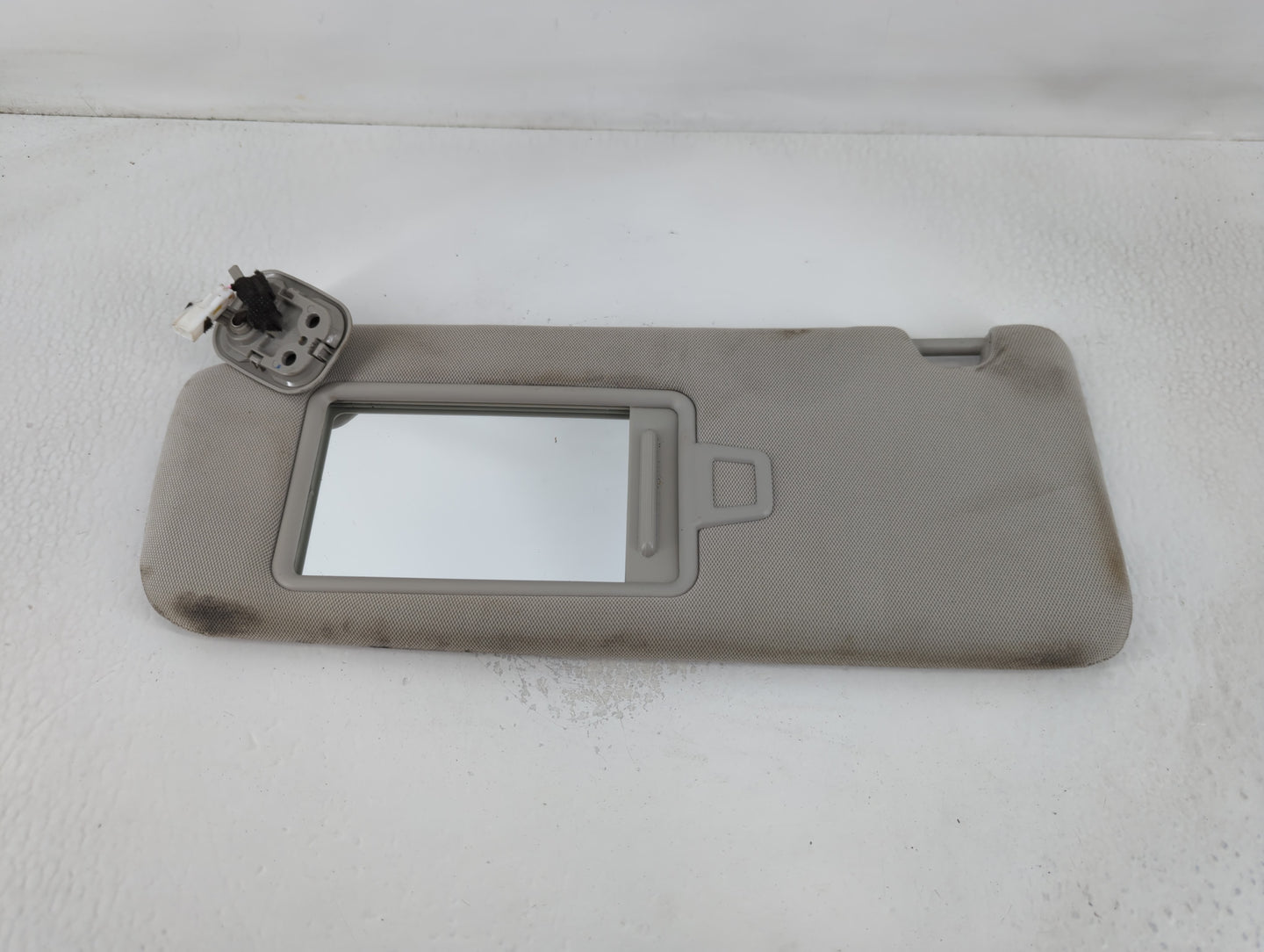 2017-2019 Kia Cadenza Sun Visor Shade Replacement Passenger Right Mirror Fits Fits 2017 2018 2019 OEM Used Auto Parts - Oemu
