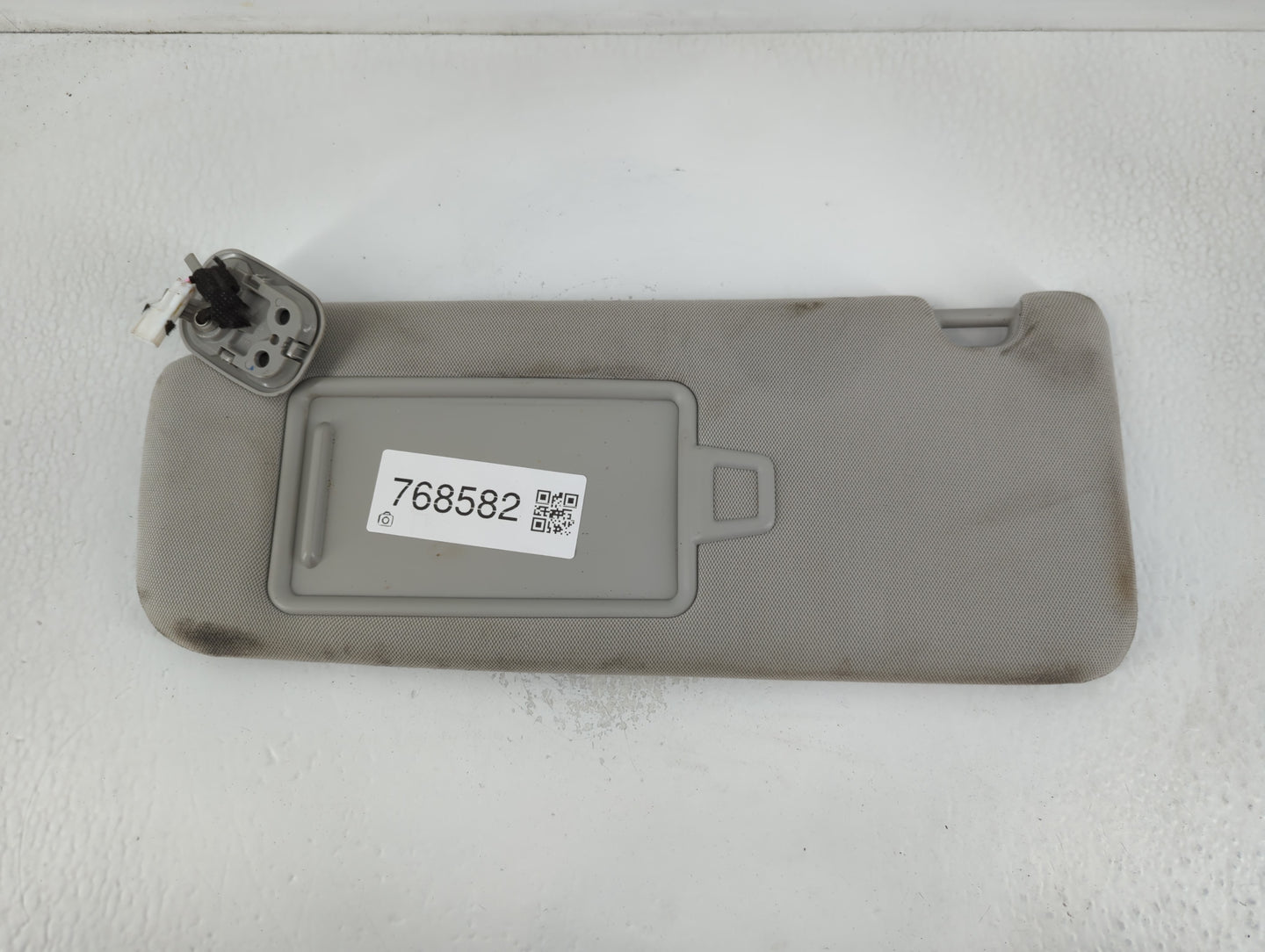 2017-2019 Kia Cadenza Sun Visor Shade Replacement Passenger Right Mirror Fits Fits 2017 2018 2019 OEM Used Auto Parts - Oemu