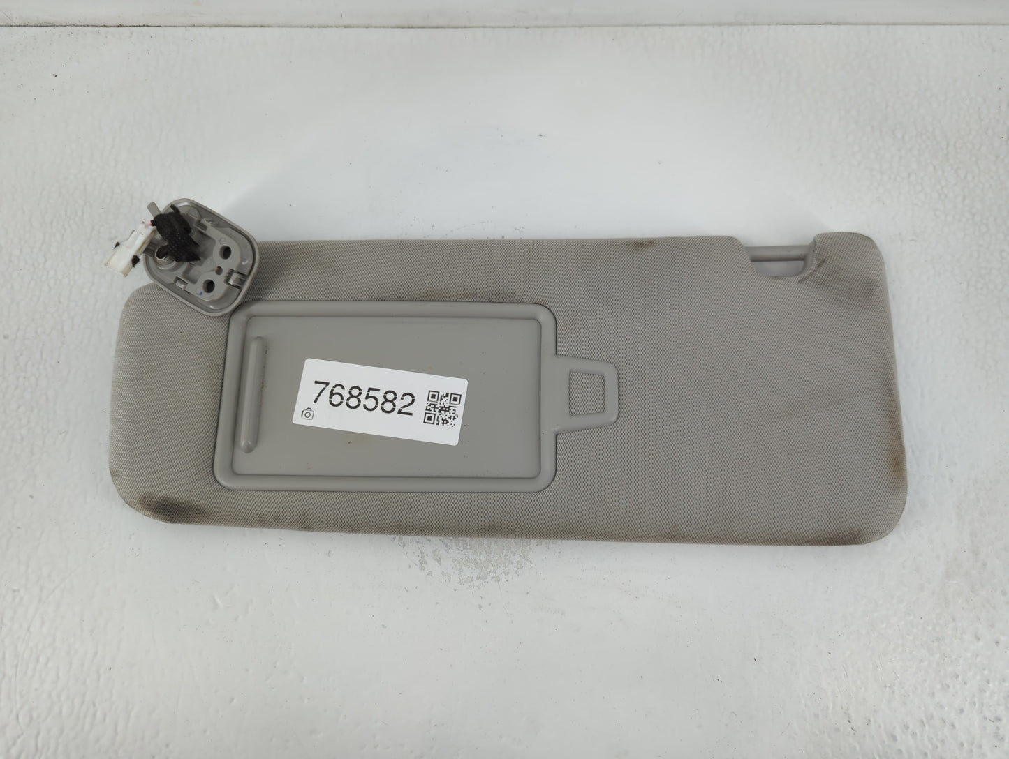 2017-2019 Kia Cadenza Sun Visor Shade Replacement Passenger Right Mirror Fits Fits 2017 2018 2019 OEM Used Auto Parts - Oemu