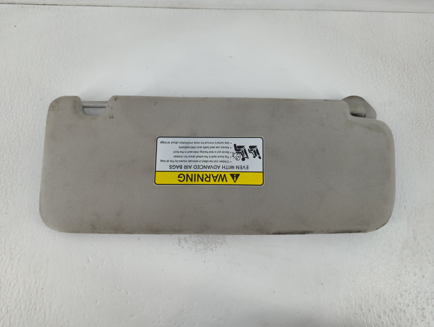 2017-2019 Kia Cadenza Sun Visor Shade Replacement Passenger Right Mirror Fits Fits 2017 2018 2019 OEM Used Auto Parts - Oemu