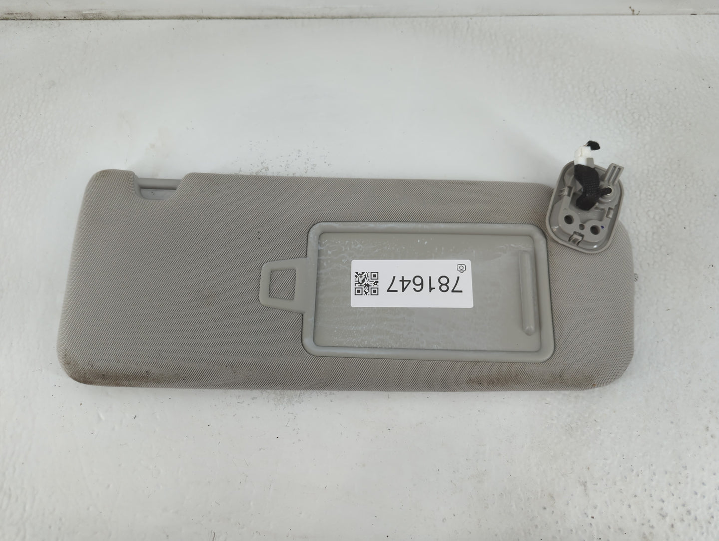 2017-2020 Kia Cadenza Sun Visor Shade Replacement Driver Left Mirror Fits Fits 2017 2018 2019 2020 OEM Used Auto Parts - Oem