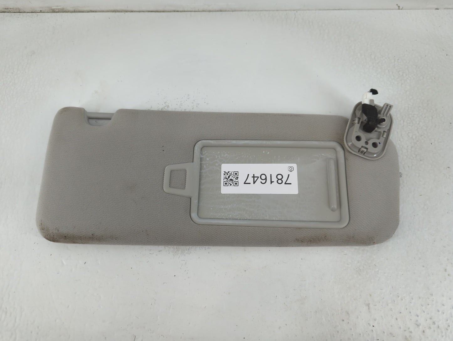 2017-2020 Kia Cadenza Sun Visor Shade Replacement Driver Left Mirror Fits Fits 2017 2018 2019 2020 OEM Used Auto Parts - Oem