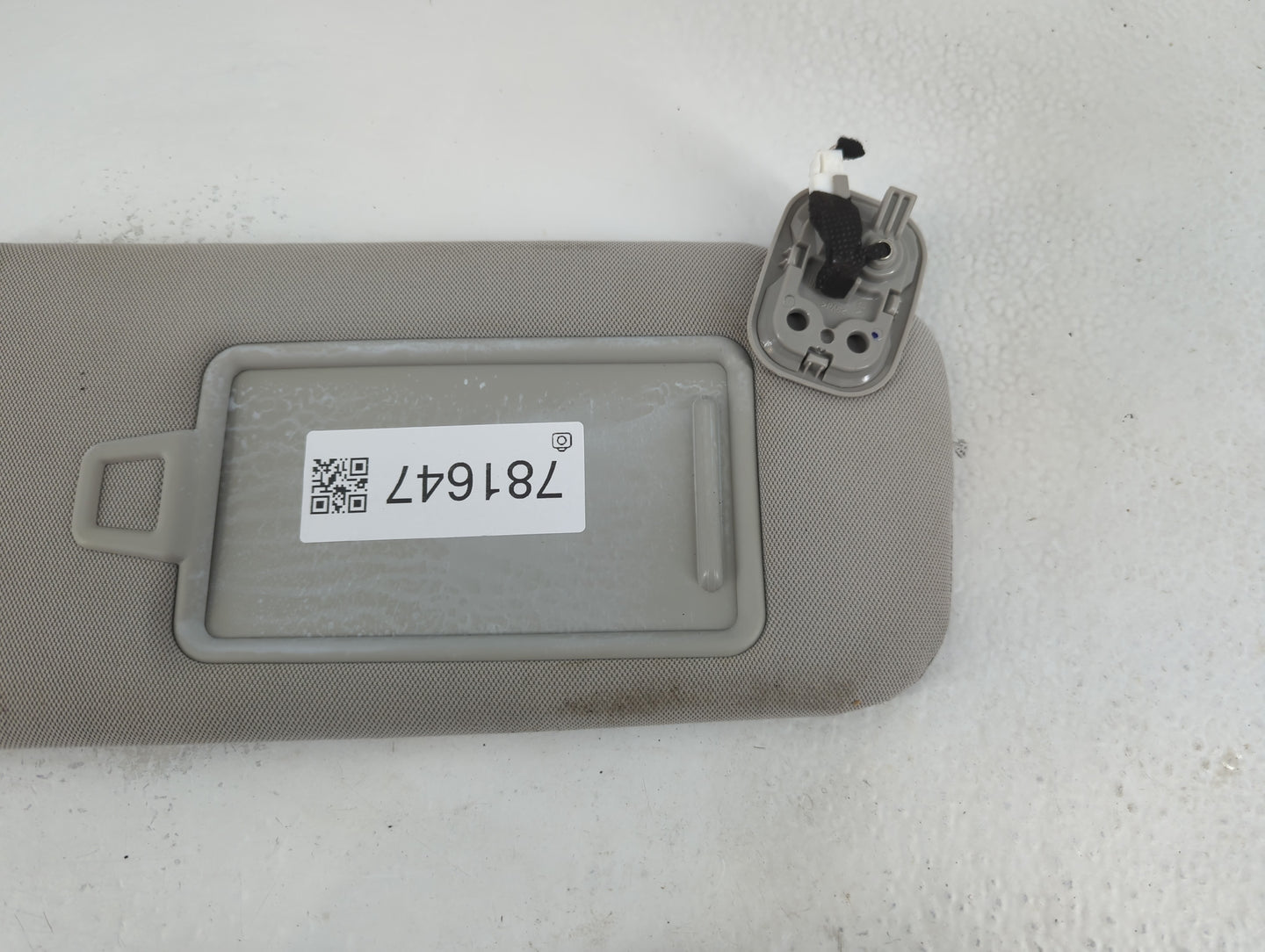 2017-2020 Kia Cadenza Sun Visor Shade Replacement Driver Left Mirror Fits Fits 2017 2018 2019 2020 OEM Used Auto Parts - Oem