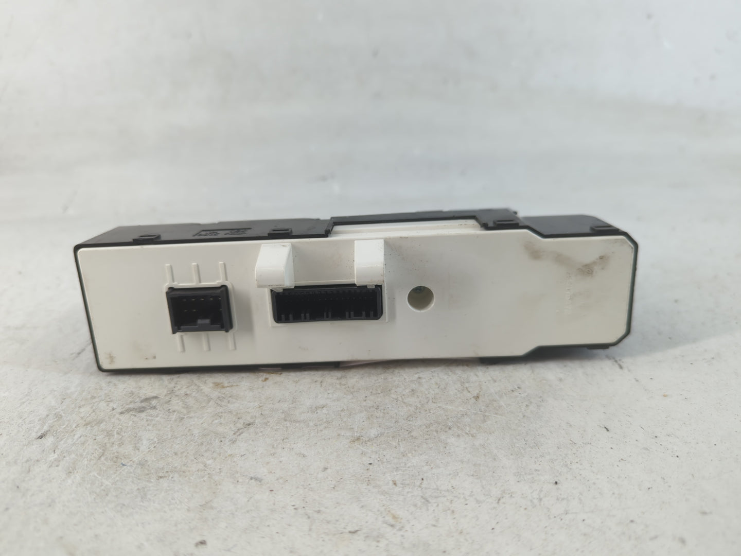 2017-2019 Kia Cadenza Master Power Window Switch Replacement Driver Side Left P/N:93570F6000 Fits Fits 2017 2018 2019 OEM Us
