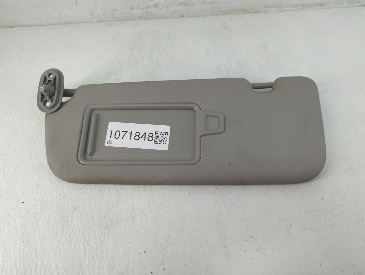 2017-2018 Kia Forte Sun Visor Shade Replacement Passenger Right Mirror Fits Fits 2017 2018 OEM Used Auto Parts - Oemusedauto
