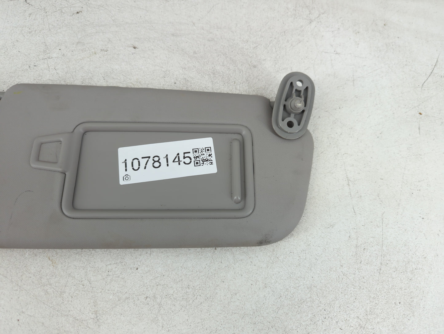 2017-2018 Kia Forte Sun Visor Shade Replacement Passenger Right Mirror Fits Fits 2017 2018 OEM Used Auto Parts - Oemusedauto