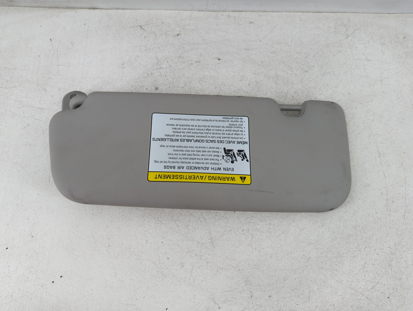 2017-2018 Kia Forte Sun Visor Shade Replacement Passenger Right Mirror Fits Fits 2017 2018 OEM Used Auto Parts - Oemusedauto