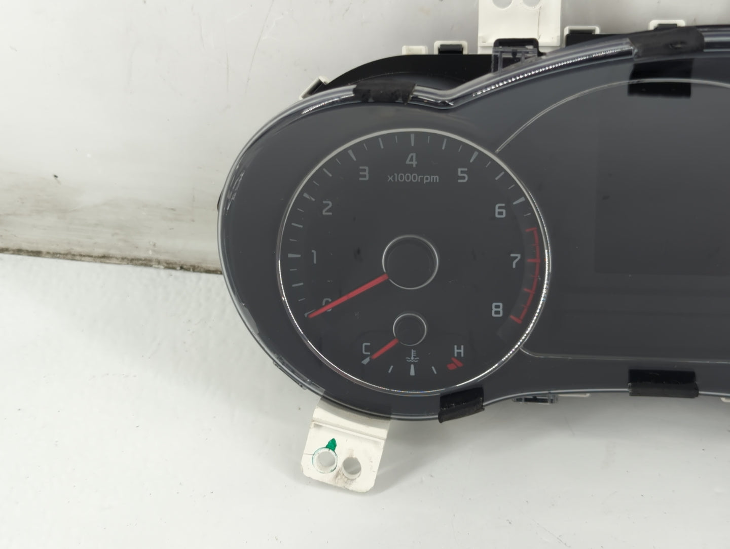 2017-2018 Kia Forte Instrument Cluster Speedometer Gauges P/N:94003-B0301 Fits Fits 2017 2018 OEM Used Auto Parts - Oemuseda