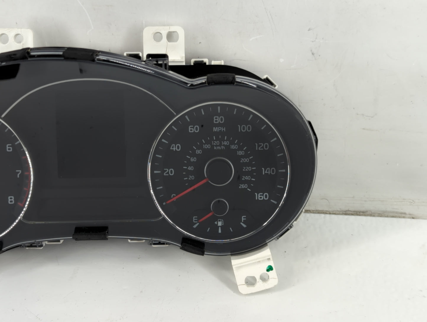 2017-2018 Kia Forte Instrument Cluster Speedometer Gauges P/N:94003-B0301 Fits Fits 2017 2018 OEM Used Auto Parts - Oemuseda