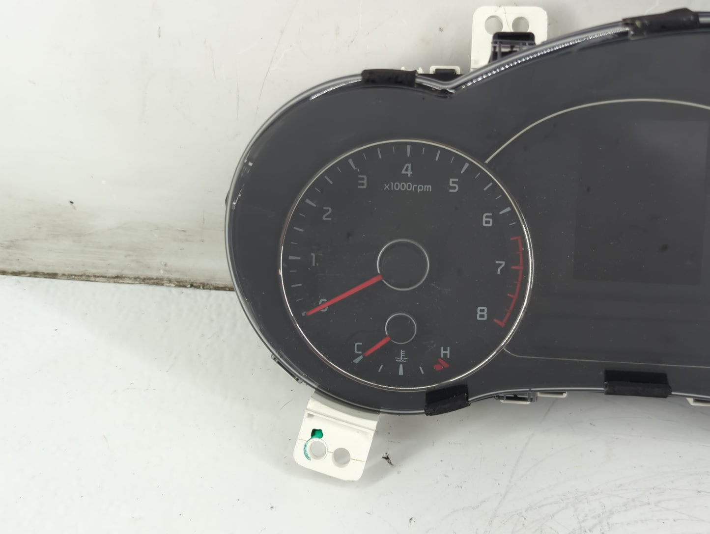 2017-2018 Kia Forte Instrument Cluster Speedometer Gauges P/N:94003-B0300 Fits Fits 2017 2018 OEM Used Auto Parts - Oemuseda