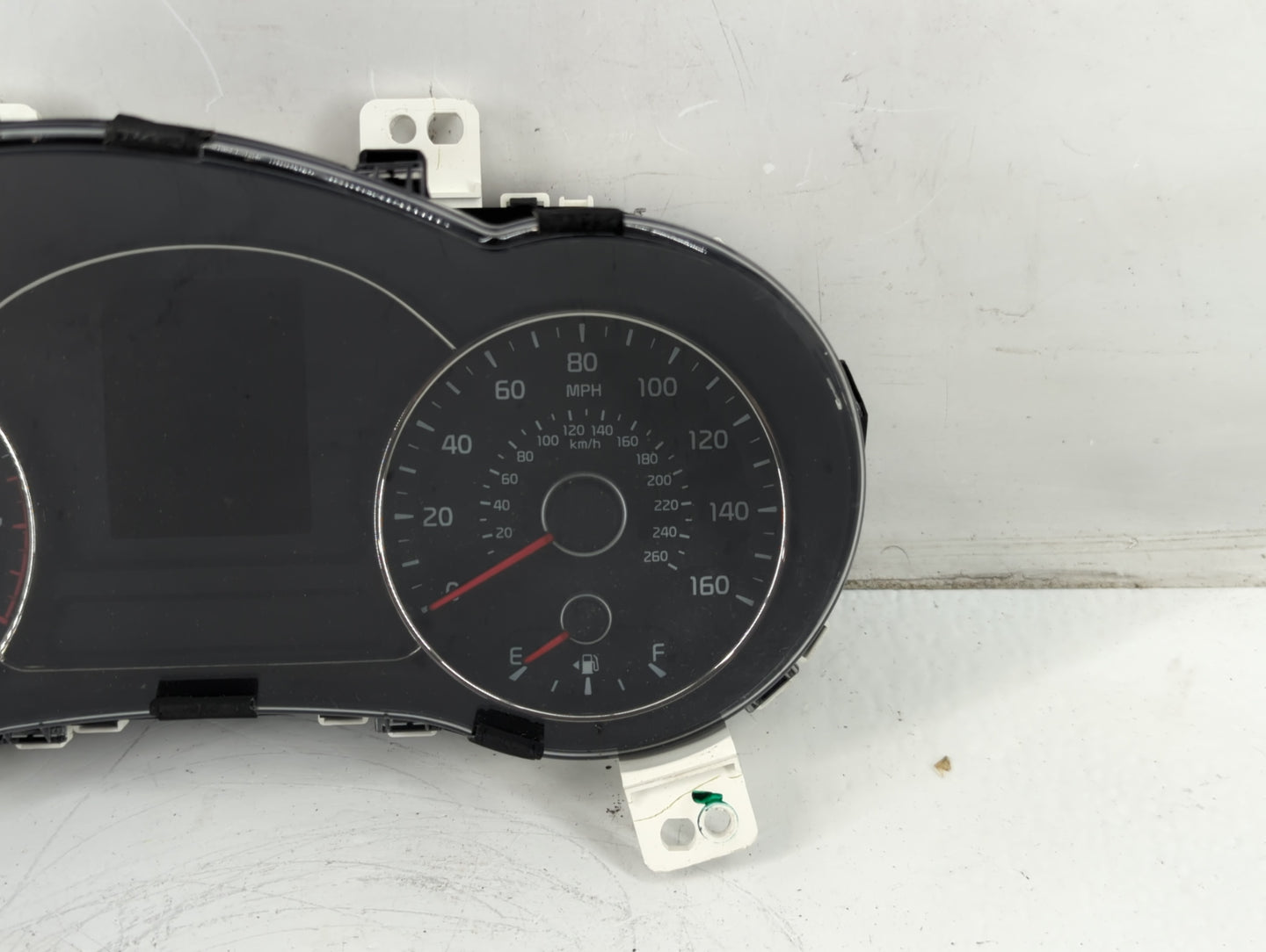2017-2018 Kia Forte Instrument Cluster Speedometer Gauges P/N:94003-B0300 Fits Fits 2017 2018 OEM Used Auto Parts - Oemuseda