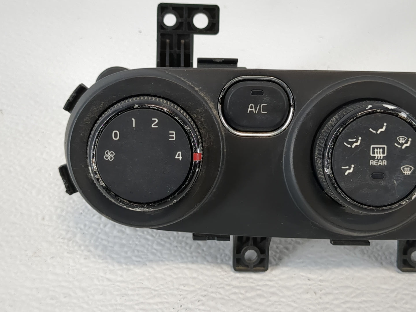 2017-2018 Kia Forte Climate Control Module Temperature AC/Heater Replacement P/N:97250-B0AA0 Fits Fits 2017 2018 OEM Used Au