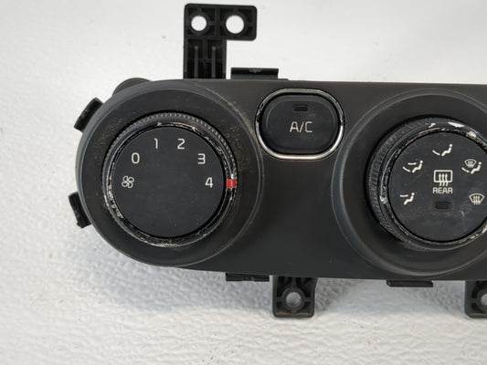 2017-2018 Kia Forte Climate Control Module Temperature AC/Heater Replacement P/N:97250-B0AA0 Fits Fits 2017 2018 OEM Used Auto Parts